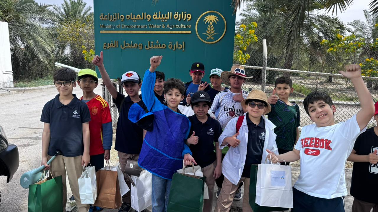 صلة العطاء تدعم فعالية "المزارع الصغير" بهدايا للأطفال في القطيف